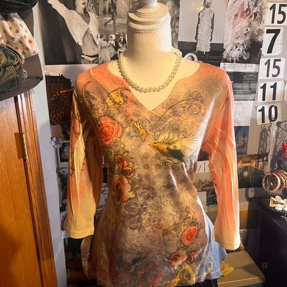 Wonders pink & grey hummingbird graphic long sleeve top